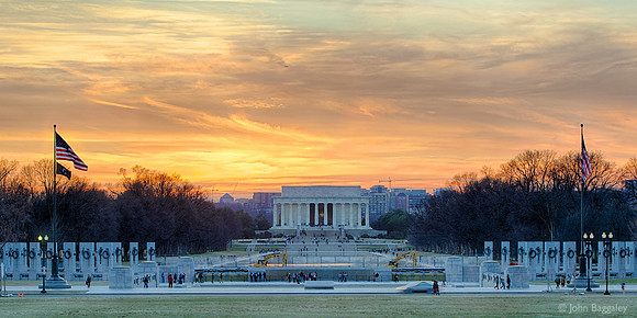 Sunset over the Lincoln Memorial