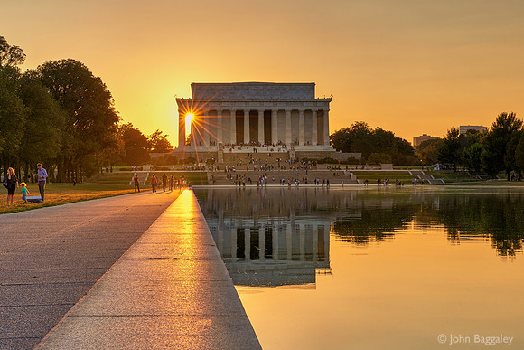Peeking from behind Lincoln