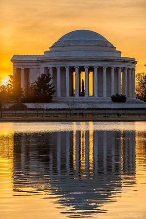 Jefferson Greets the Sun