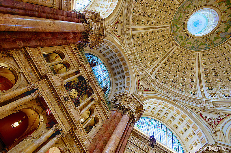 Looking up in the Main Reading Room